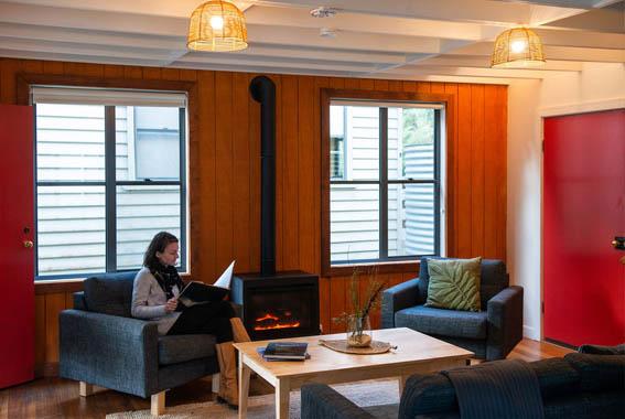 Corinna Wilderness Lodge – Cosy Lounge Area