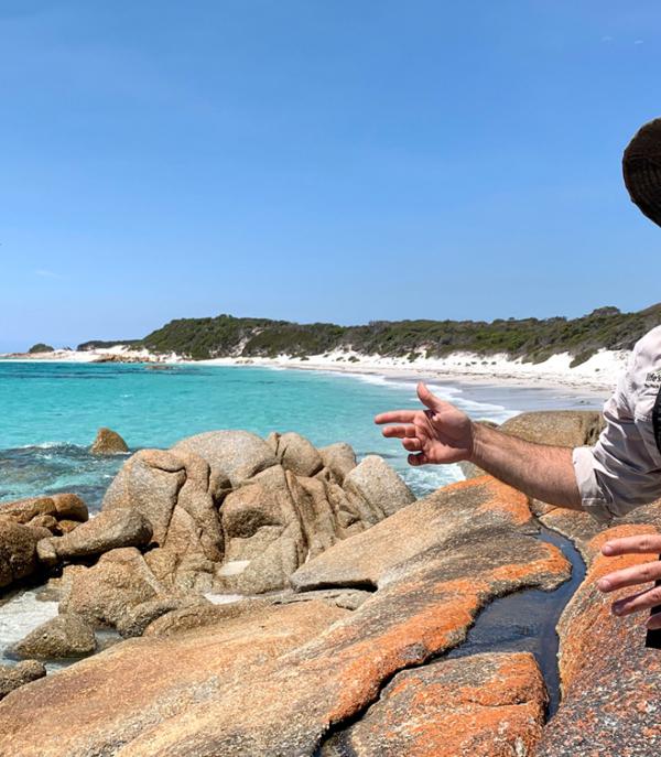 World-Class Walking Guides Bay of Fires Tasmania